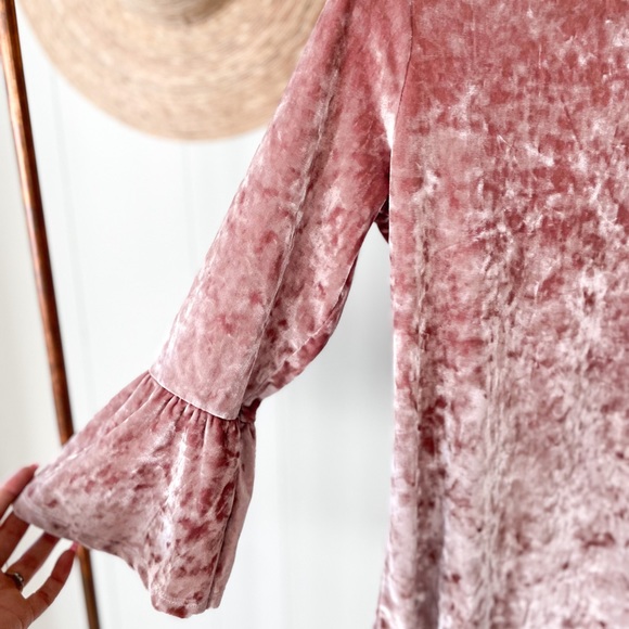 Dusty Pink Crushed Velvet Top - Picture 2 of 6